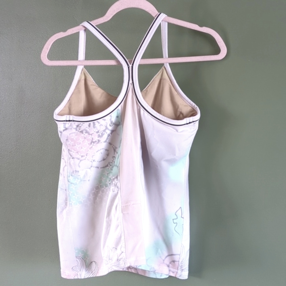 Lululemon Dove Pastel Floral Mix A Lot Power Y Yoga Workout Tank 12 HTF Rare - Picture 3 of 8